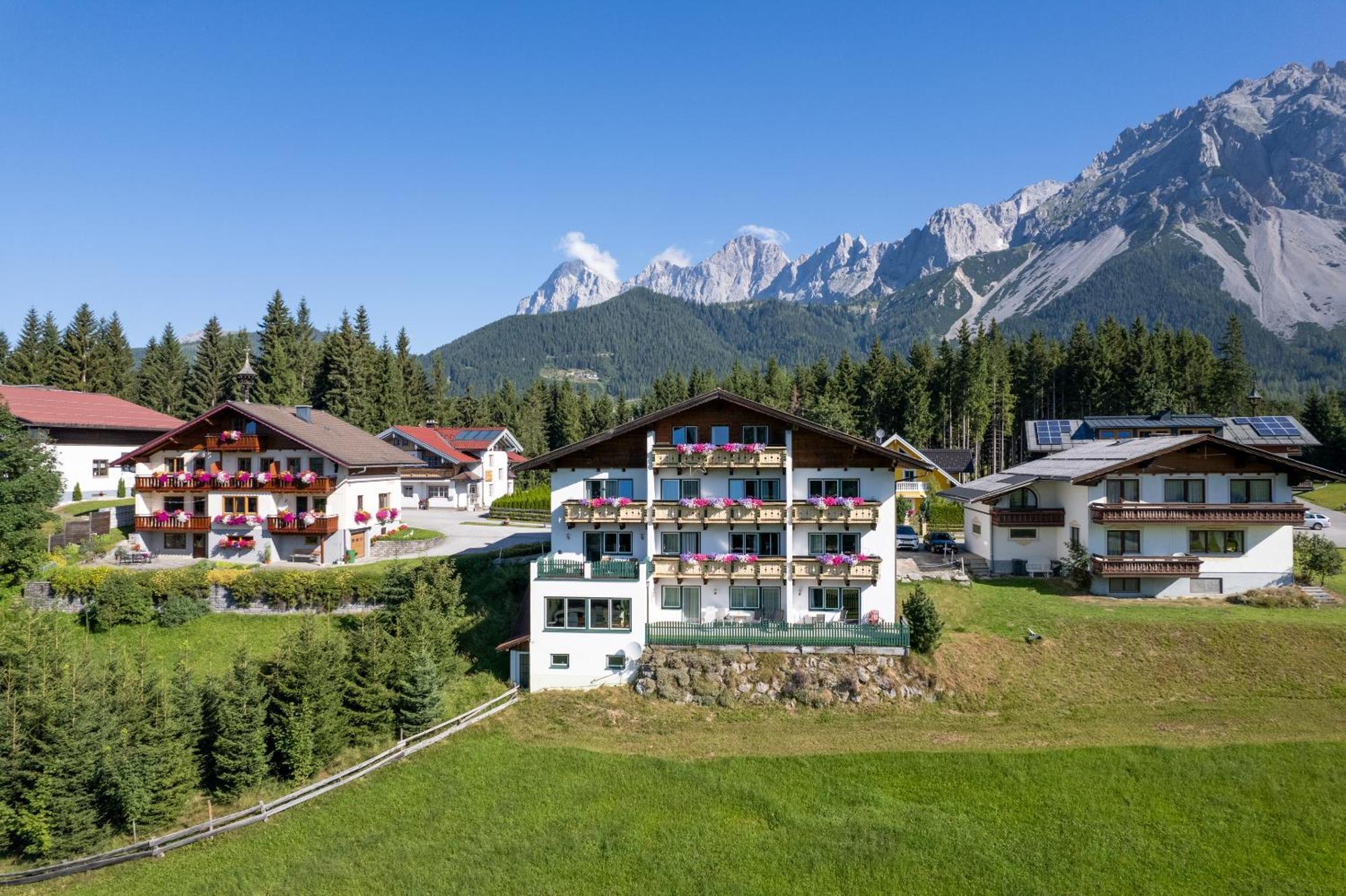 Aparthotel Sunrise Ramsau am Dachstein Esterno foto